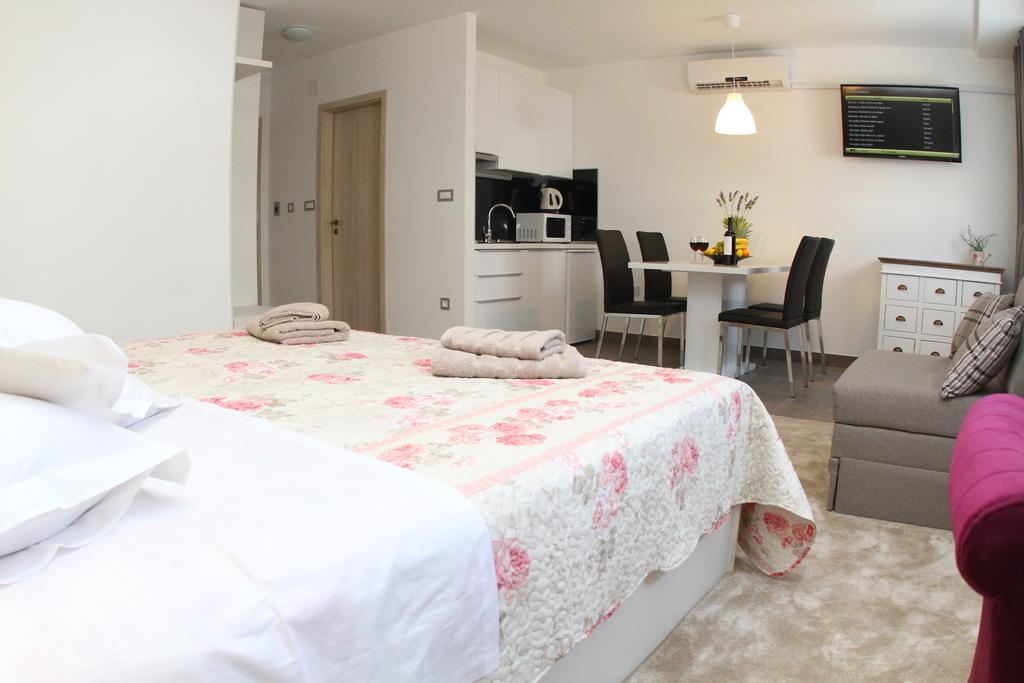 Studio Apartments Mirakul Split Room photo